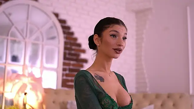 NyssaSky online show from 12, 4, 2026