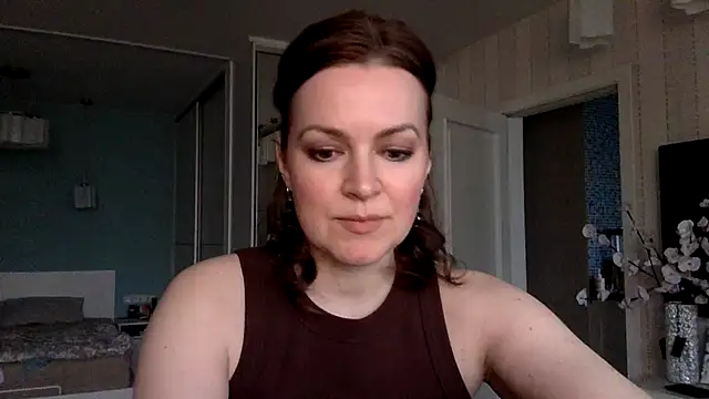 Ivoryne online show from 8, 4, 2026