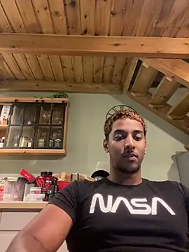 Axel black10 online show from 8, 2, 2026