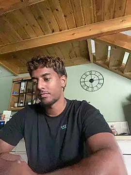 Axel black10 online show from 13, 4, 2026