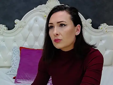 VeraNoir online show from 6, 2, 2026