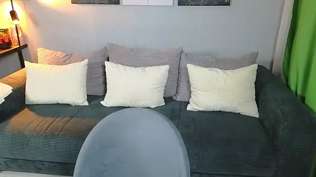 KitKatie online show from 24, 3, 2026