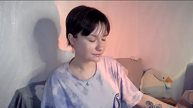 UwuJudy Osas online show from 8, 3, 2026