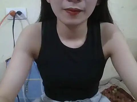 berry alma06 online show from 18, 3, 2026