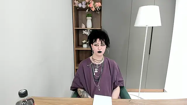 DeonnaWiggett online show from 13, 1, 2026