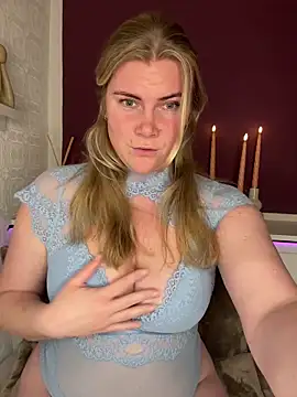 SexyBlondJoanna online show from 31, 1, 2026