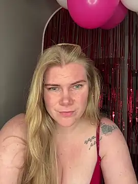 SexyBlondJoanna online show from 14, 2, 2026