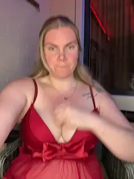 SexyBlondJoanna online show from 6, 3, 2026