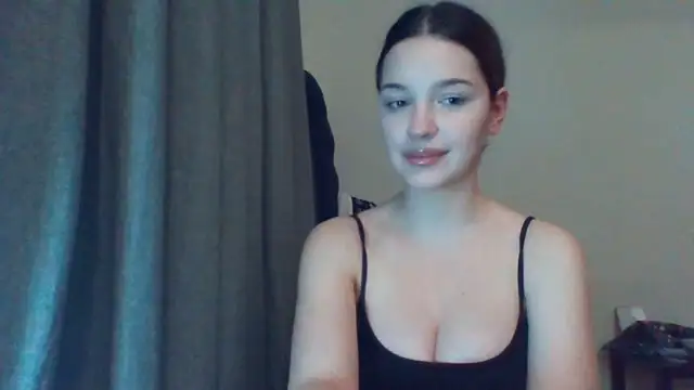 EvelineMagnetic online show from 15, 4, 2026