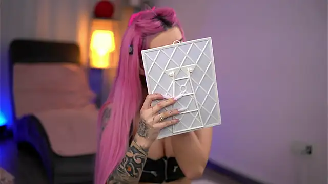 Miky Lust online show from 25, 3, 2026