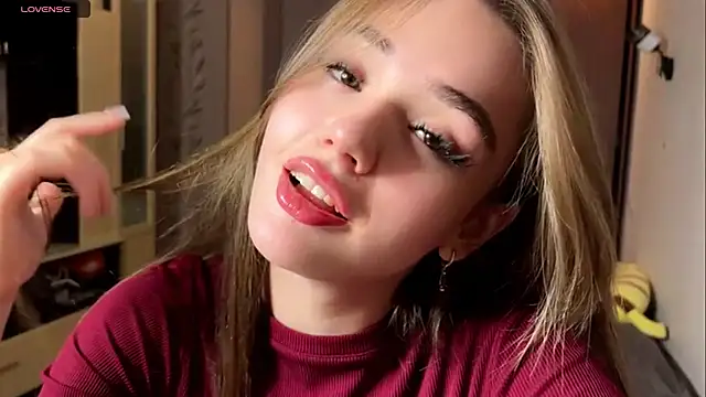 LubaSeirers online show from 8, 4, 2026