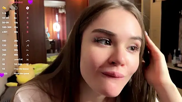 LubaSeirers online show from 13, 4, 2026