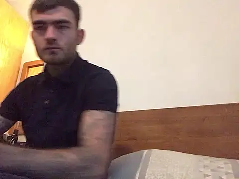 Snapshot of jacobsex221 chatting on 12, 1, 2026 jacobsex221 online show from 12, 1, 2026