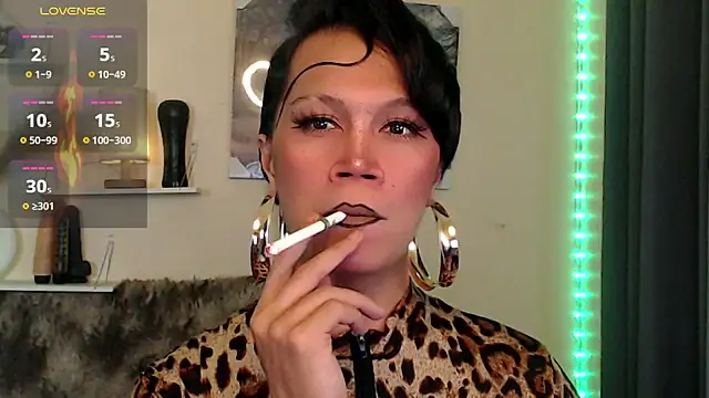 deliciousClaire online show from 7, 4, 2026