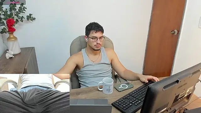 Snapshot of Jay_Grip chatting on 5, 2, 2026 Jay Grip online show from 5, 2, 2026