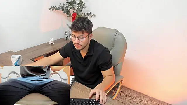 Snapshot of Jay_Grip chatting on 9, 2, 2026 Jay Grip online show from 9, 2, 2026