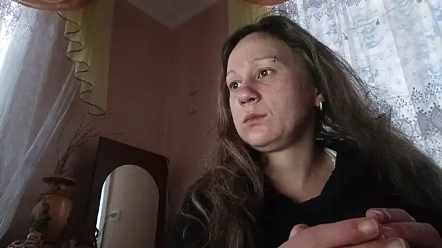 Norma Wall online show from 5, 2, 2026