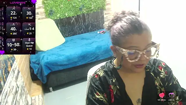 mia pazzi online show from 13, 1, 2026