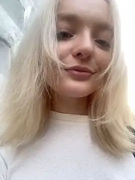 aka Blonde online show from 8, 5, 2026
