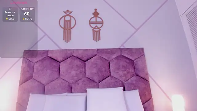 emily nova  online show from 7, 4, 2026