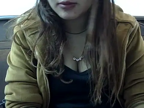 AngelAnaya018 online show from 10, 2, 2026