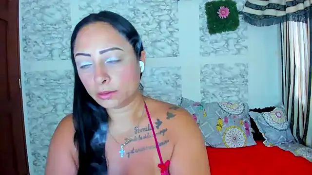 XXXStephanie XXX online show from 25, 5, 2026