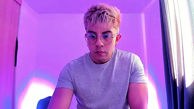 Snapshot of davidMars1 chatting on 27, 2, 2026 davidMars1 online show from 27, 2, 2026