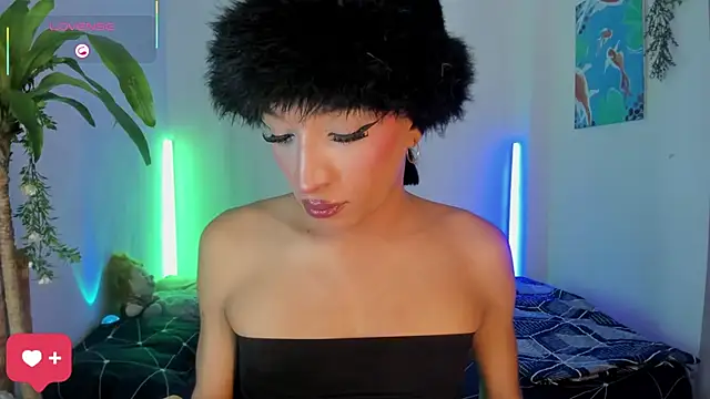 Snapshot of Naughty_Blue chatting on 26, 7, 2026 Naughty Blue online show from 26, 7, 2026