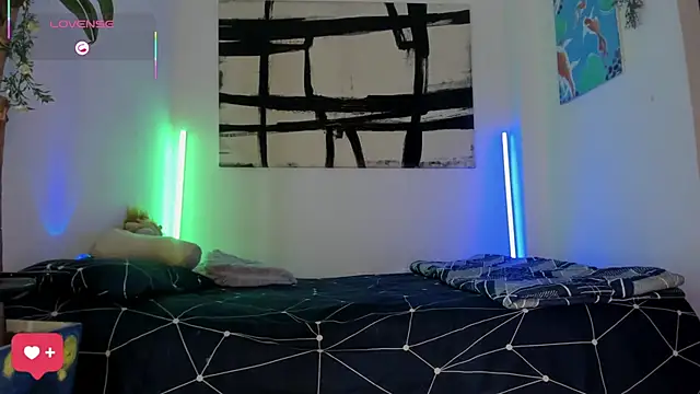 Snapshot of Naughty_Blue chatting on 8, 7, 2026 Naughty Blue online show from 8, 7, 2026