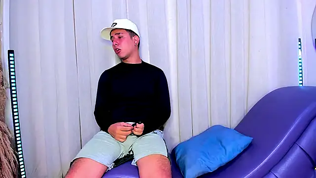 Snapshot of Yourslust_pleasure chatting on 15, 1, 2026 Yourslust pleasure online show from 15, 1, 2026