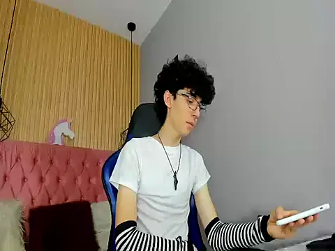 Syriussz online show from 9, 2, 2026