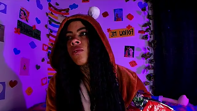 Canela Osada  online show from 15, 6, 2026