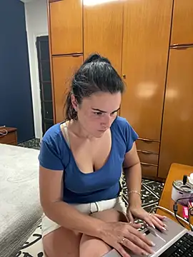 Snapshot of Alice_Dan chatting on 20, 7, 2026 Alice Dan online show from 20, 7, 2026