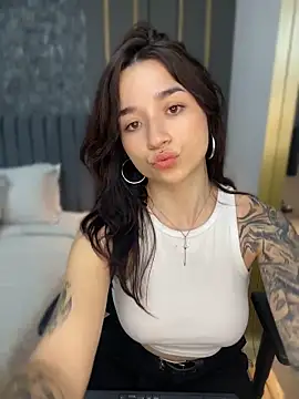  Charlotte Rose online show from 9, 4, 2026