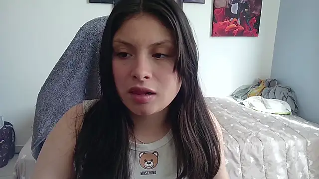 yessica gomez01 online show from 10, 1, 2026