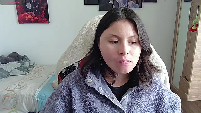 yessica gomez01 online show from 25, 5, 2026