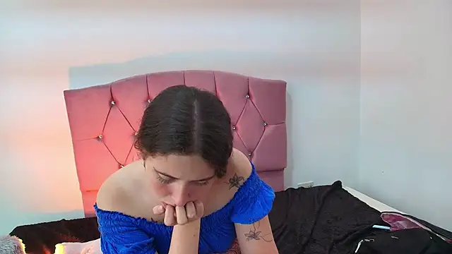 Snapshot of Cherry_Boomxx chatting on 19, 2, 2026 Cherry Boomxx online show from 19, 2, 2026