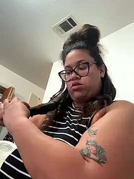 SilkSoleBunnie online show from 11, 1, 2026