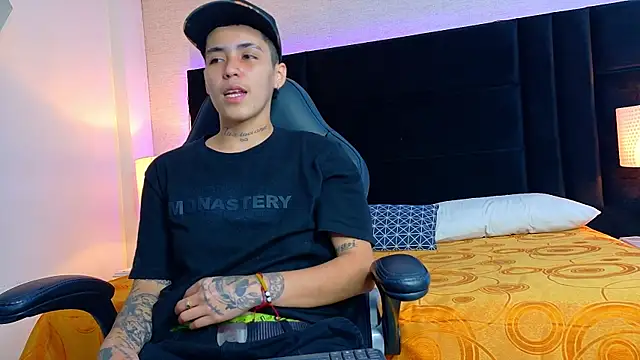 Raven Cox online show from 10, 1, 2026