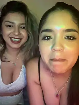 bebitas2  online show from 4, 4, 2026