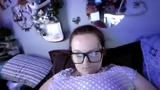 DisireAfterDark online show from 15, 2, 2026