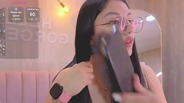 Snapshot of Evadeep_a chatting on 13, 1, 2026 Evadeep a online show from 13, 1, 2026