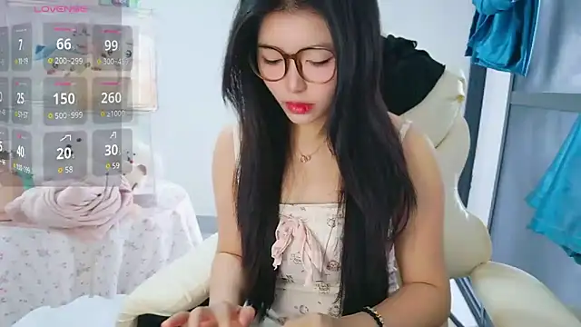 -XiaoYu-777 online show from 6, 3, 2026