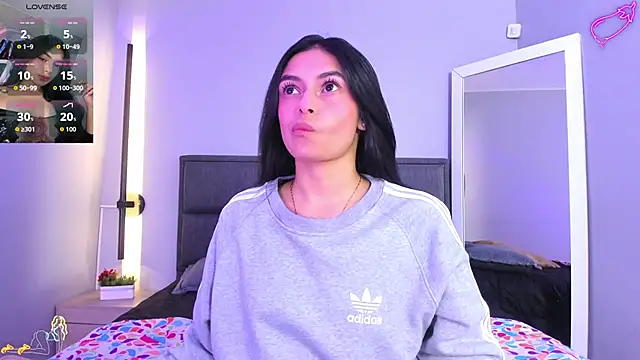 lilith petit  online show from 6, 3, 2026