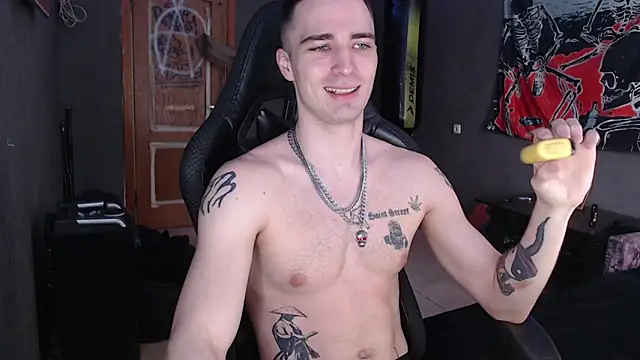 Snapshot of Jack_loveeee chatting on 4, 5, 2026 Jack loveeee online show from 4, 5, 2026