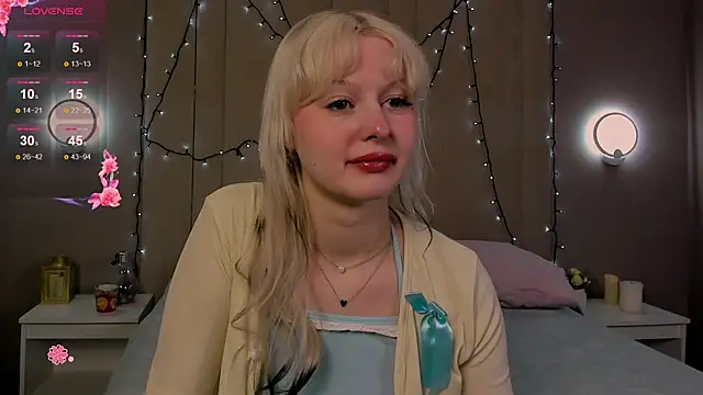 AdeleSilvy online show from 17, 3, 2026