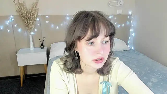 Snapshot of AdeleSilvy chatting on 18, 6, 2026 AdeleSilvy online show from 18, 6, 2026