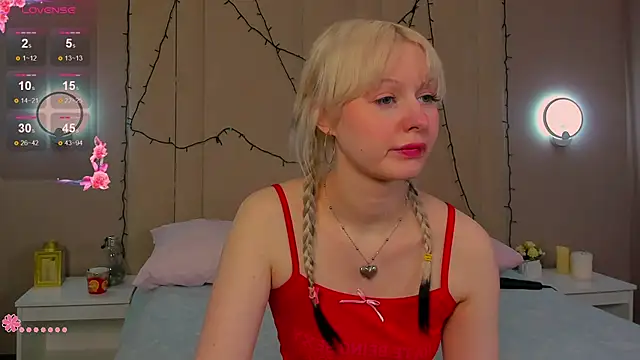 AdeleSilvy online show from 13, 3, 2026