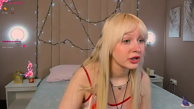 AdeleSilvy online show from 7, 4, 2026