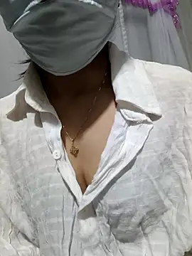 Snapshot of Vanvan68xx chatting on 11, 1, 2026 Vanvan68xx online show from 11, 1, 2026